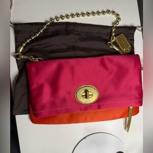 Coach Amanda Turnlock Kisslock Pink and Orange Chain Foldover Clutch Gold
